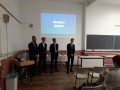 Diákok bemutatják a műanyagfeldolgozó technikus képzést